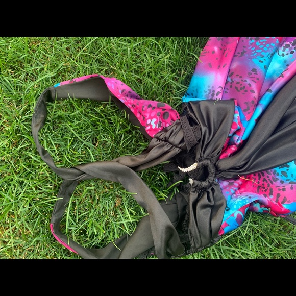 JOLIE silk satin halter v neck bold multicolour floral prom/formal dress. - Picture 7 of 14